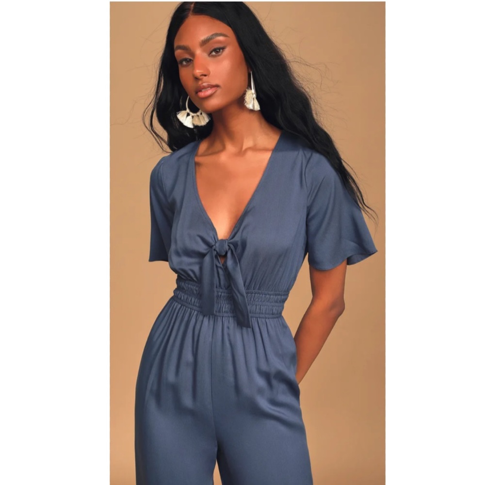 NWT Lulus Here To Love Denim Blue Tie-Front Jumpsuit Size L - Picture 2 of 14